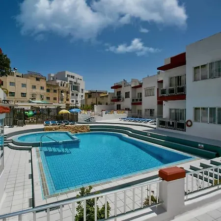 Sunshine Court No 4 Apartment